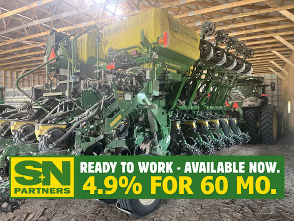 2024 John Deere 1795 Equipment Image0