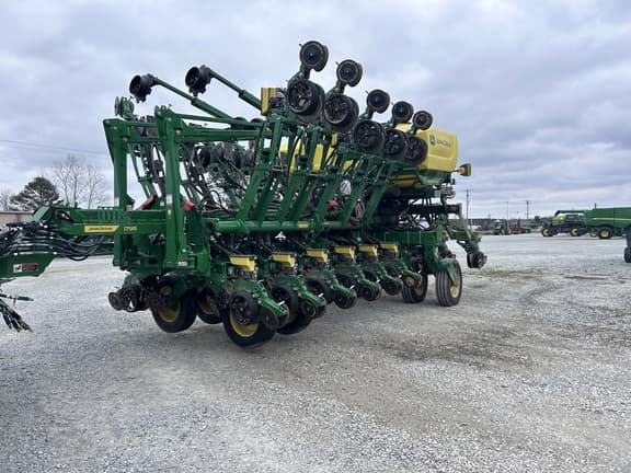 Image of John Deere 1795 equipment image 3