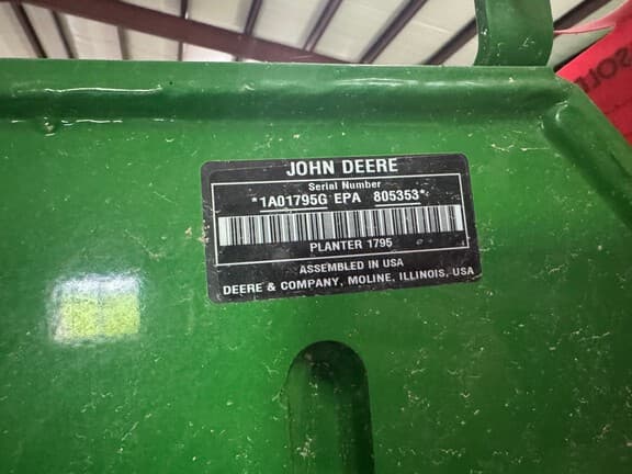Image of John Deere 1795 equipment image 2