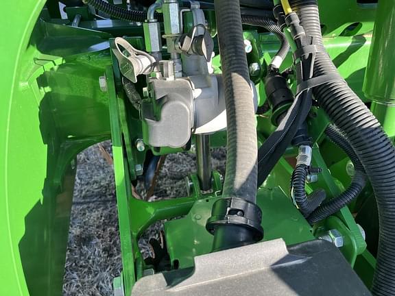 Image of John Deere 1795 equipment image 4