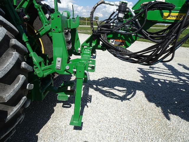 Image of John Deere 1795 equipment image 1