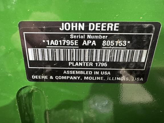 Image of John Deere 1795 equipment image 1