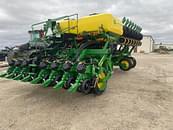 Thumbnail image John Deere 1795 6