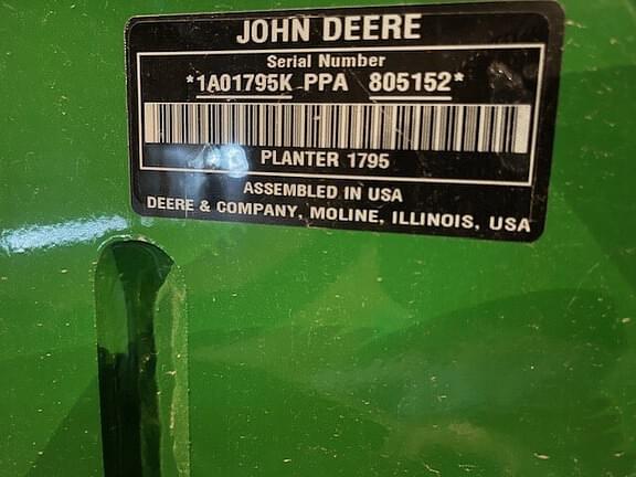 Image of John Deere 1795 equipment image 1