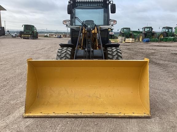 Image of John Deere 184G equipment image 2