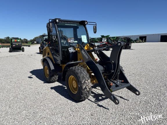 Image of John Deere 184G equipment image 1