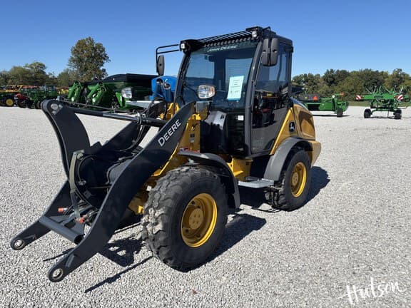 Image of John Deere 184G equipment image 2