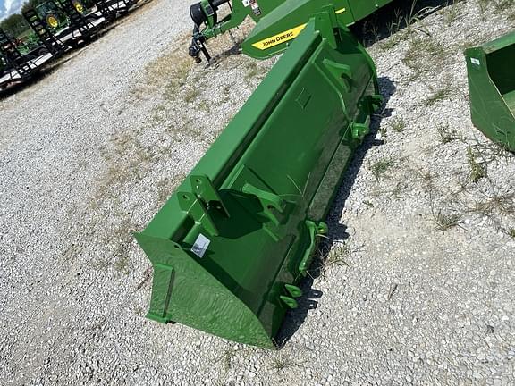 Image of John Deere Bucket equipment image 1
