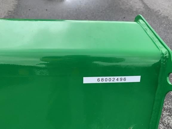 Image of John Deere Bucket equipment image 3