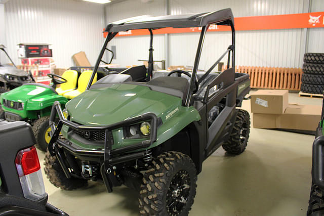 Image of John Deere XUV 590M equipment image 2