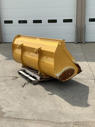 2024 John Deere Wheel Loader Bucket Equipment Image0