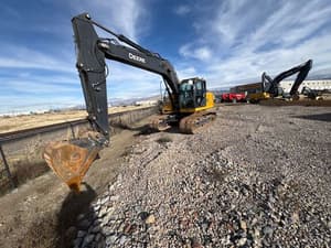 2024 John Deere 200G Image