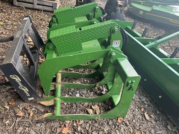 Image of John Deere Root Grapple equipment image 2