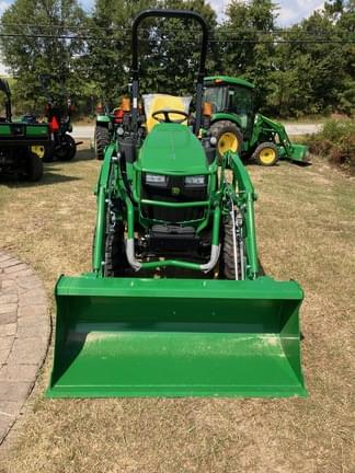 Image of John Deere 2025R equipment image 4