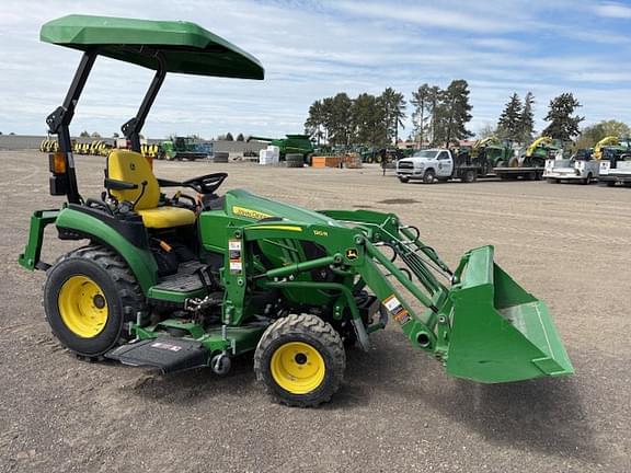 Image of John Deere 2025R equipment image 1