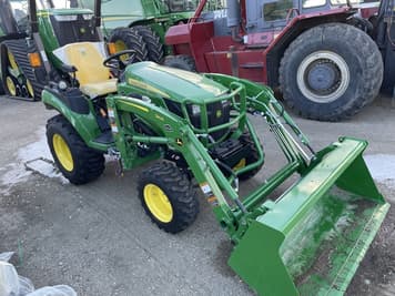 Main image John Deere 2025R