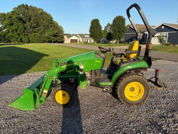 Image of John Deere 2025R Primary image