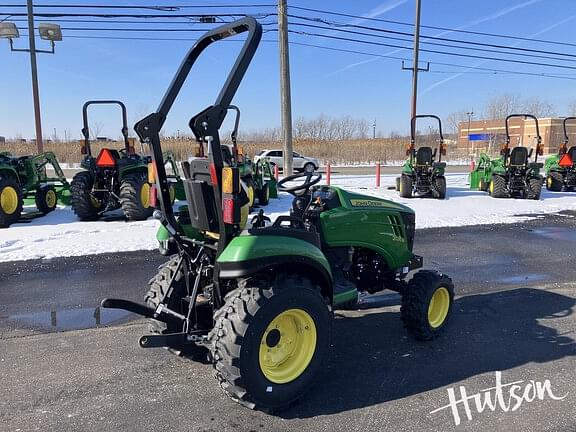 Image of John Deere 2025R equipment image 3