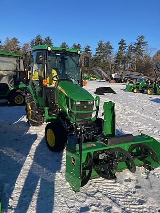 Image of John Deere 2025R equipment image 2