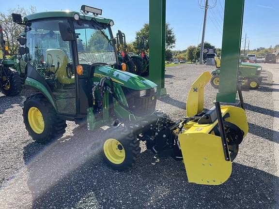 Image of John Deere 2025R equipment image 1