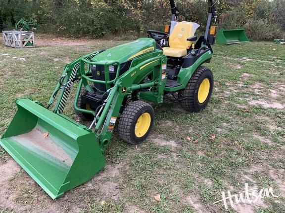 Image of John Deere 2025R equipment image 1