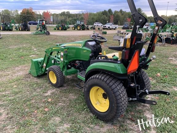 Image of John Deere 2025R equipment image 2