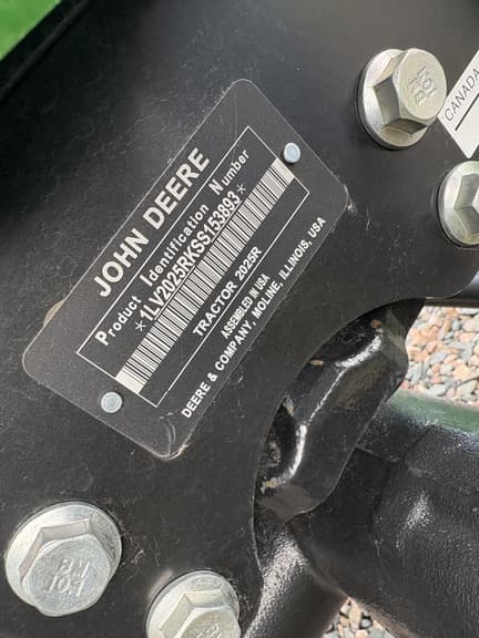 Image of John Deere 2025R equipment image 3