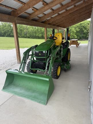 Image of John Deere 2025R equipment image 1