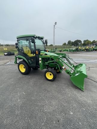 2024 John Deere 2025R Equipment Image0