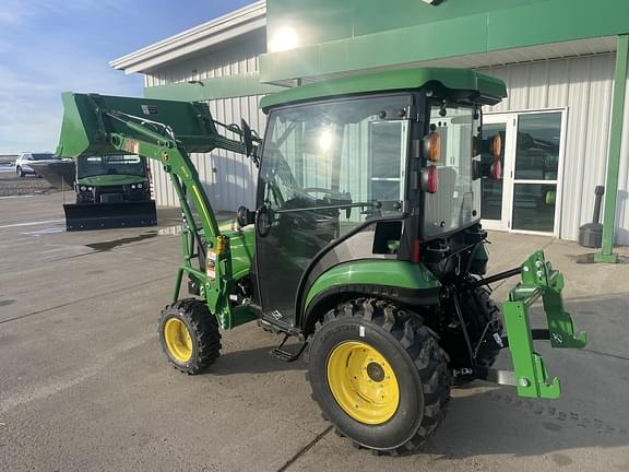 Image of John Deere 2025R equipment image 1