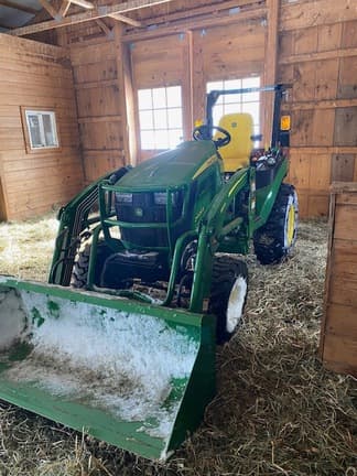 Image of John Deere 2025R equipment image 1