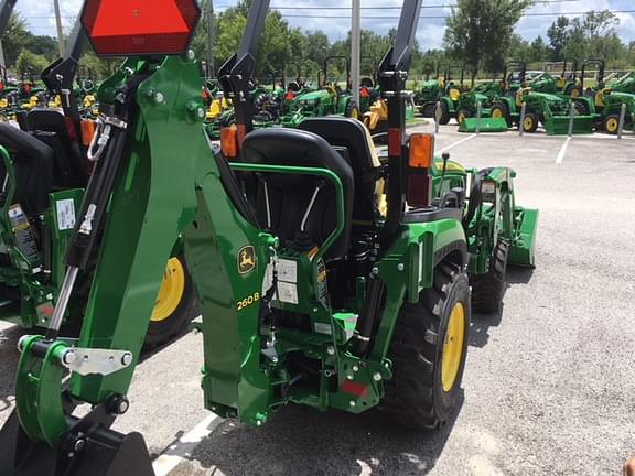 Image of John Deere 2025R equipment image 2