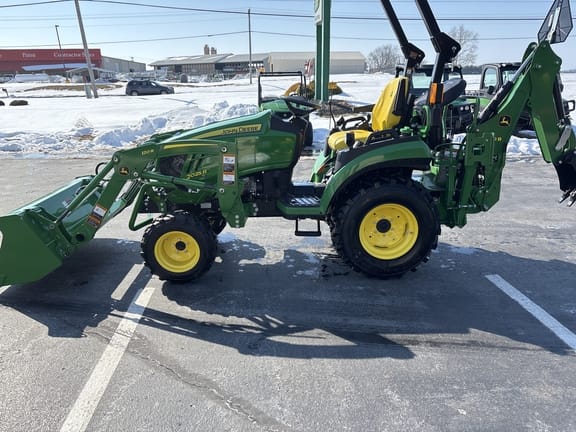 2024 John Deere 2025R Equipment Image0