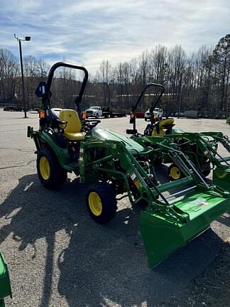 Image of John Deere 2025R Image 0