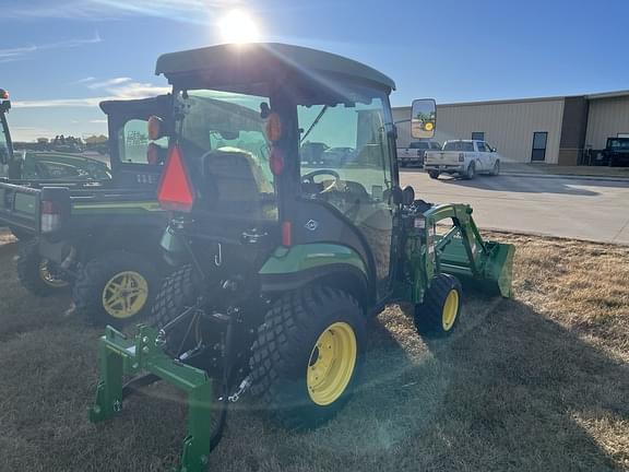 Image of John Deere 2025R equipment image 1