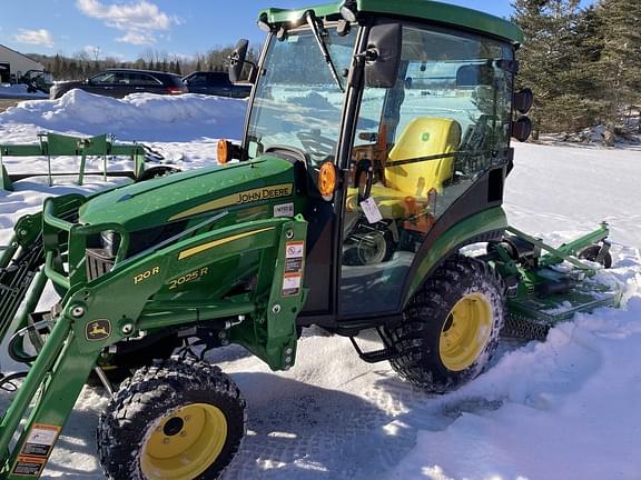 Image of John Deere 2025R equipment image 2