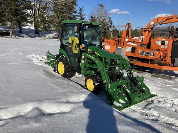 Image of John Deere 2025R equipment image 1