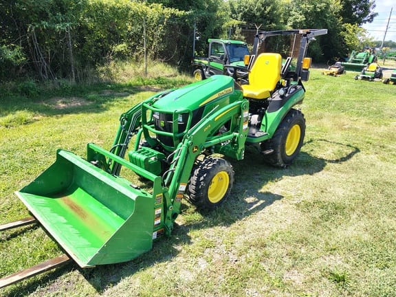 2024 John Deere 2025R Equipment Image0