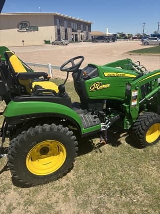 Image of John Deere 2025R equipment image 2