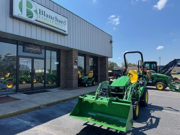 Image of John Deere 2025R equipment image 2