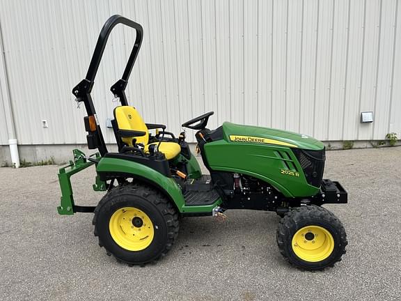 Image of John Deere 2025R Image 0