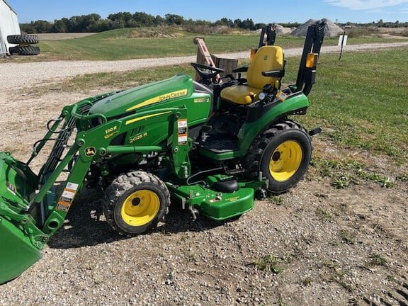 2024 John Deere 2025R Equipment Image0