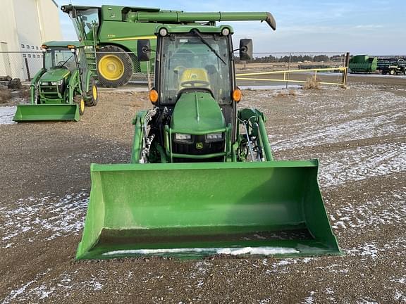 Image of John Deere 2025R equipment image 2