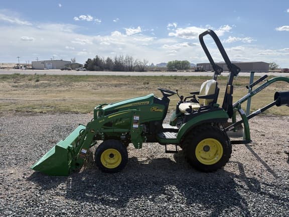 Image of John Deere 2025R equipment image 4