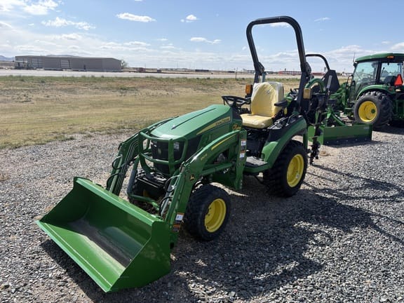 2024 John Deere 2025R Equipment Image0