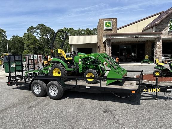 Image of John Deere 2025R equipment image 4