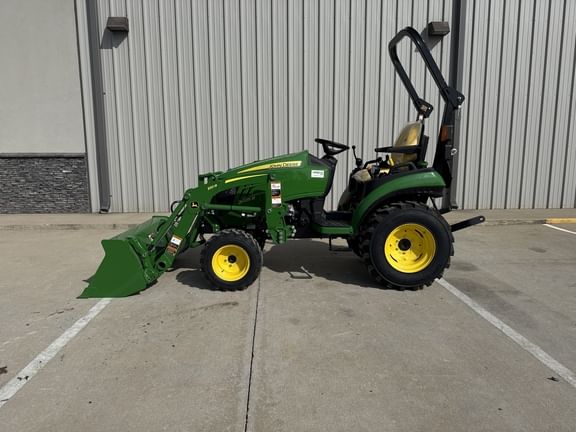 2024 John Deere 2025R Equipment Image0