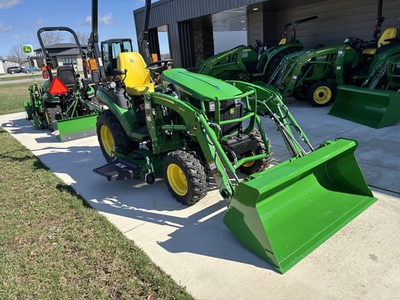 Image of John Deere 2025R equipment image 3