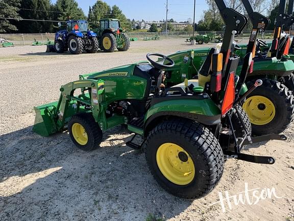 Image of John Deere 2025R equipment image 3