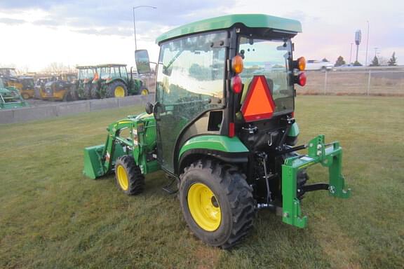 Image of John Deere 2025R equipment image 2